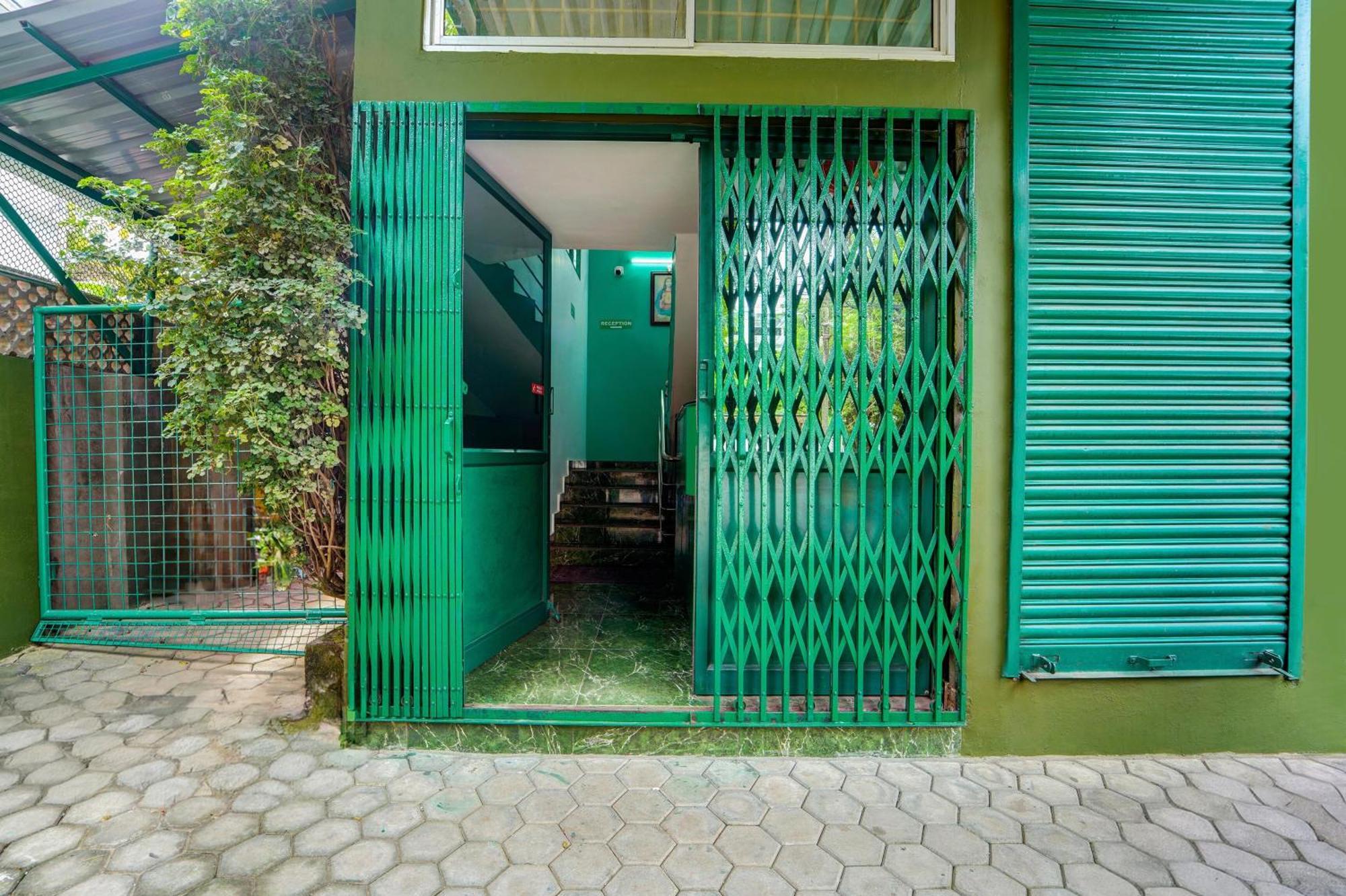 Super Hotel O Vennala Near Palarivattom Kochi Luaran gambar